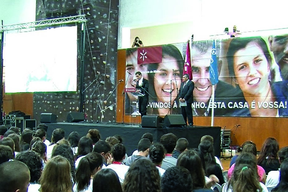 Reitor apela a denúncias 