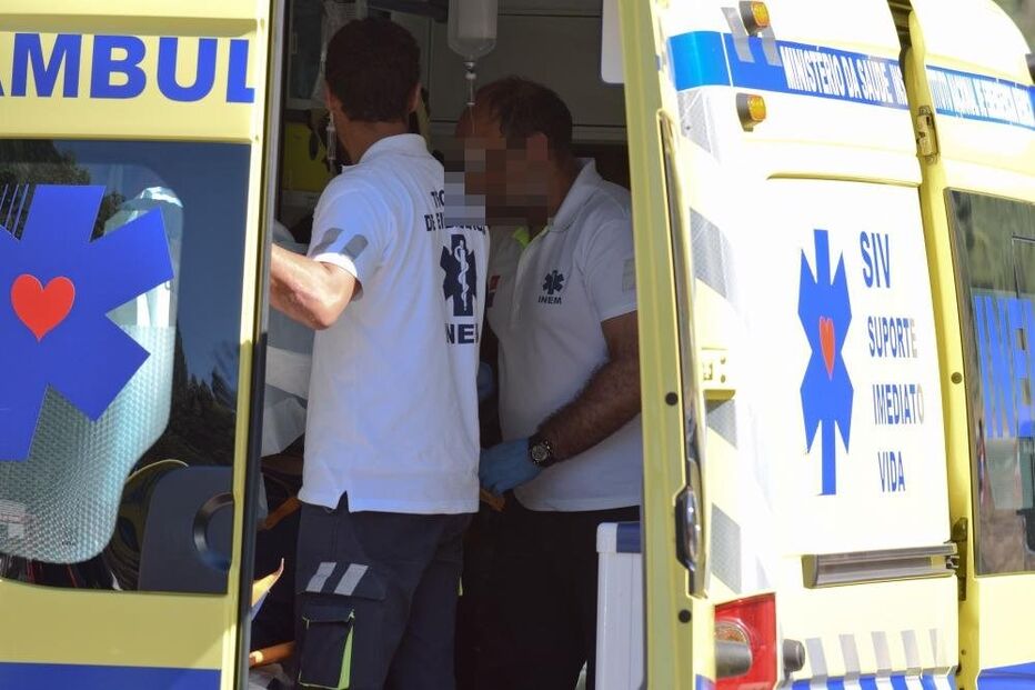 Despiste, acidente, Sobral da Adiça, Vila Verde de Ficalho, Beja, capotamento, INEM