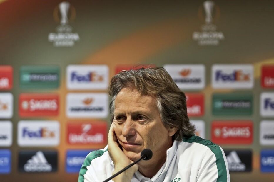 Sporting, Jorge Jesus, André Carrillo. Liga Europa, Lokomotiv Moscovo, desporto, futebol