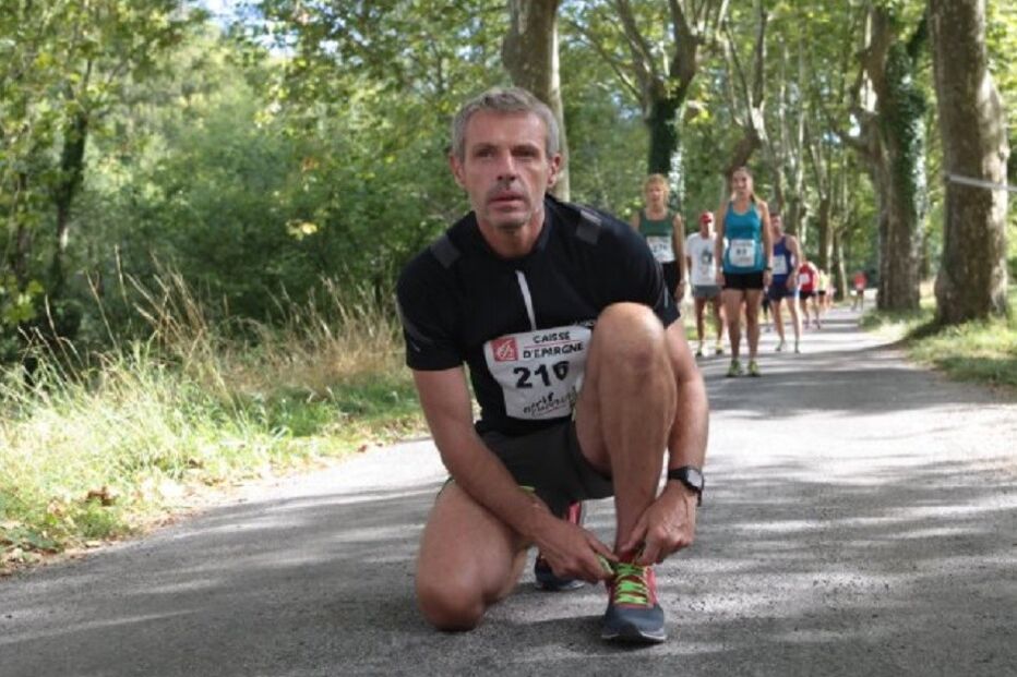 Filme, cinema, AVC, Acidente Vascular Cerebral, comédia,  França, Antoine Chevalier, Lambert Wilson, Barbecue