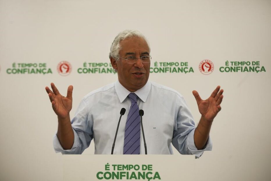 PS, PSD, CDS, António Costa, Praça do Sertório, Évora, ministro da Agricultura Capoulas Santos