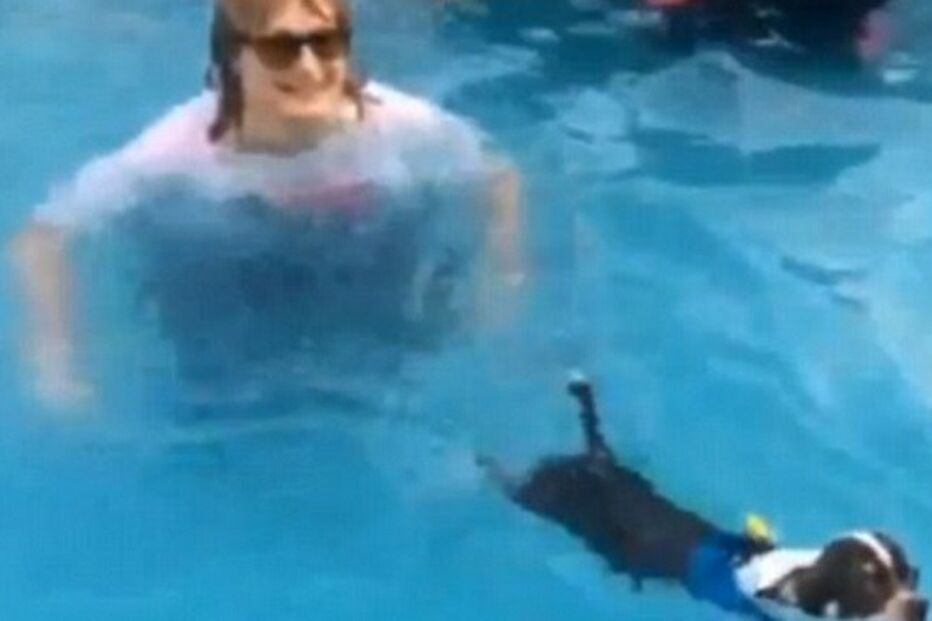 19-09-2015_22_53_06 ml piscina.jpg