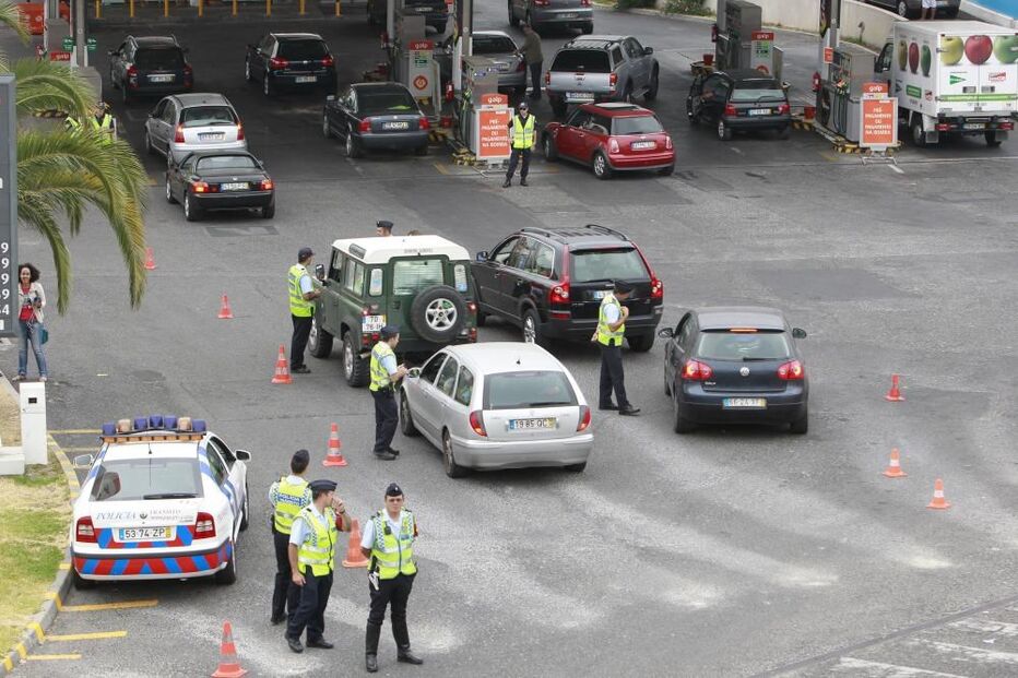 Operação Verão Seguro, GNR, crime, lei e justiça, polícia, detenções, excesso de velocidade, álcool, droga