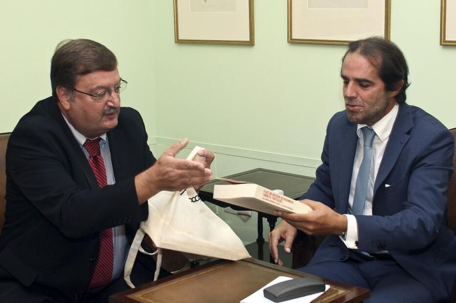 UGT, Carlos Silva, Funchal, reunião, Miguel Albuquerque, Governo Regional da Madeira, IEFP, redução, desempregos