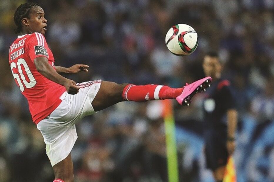 23-09-2015_05_29_46 30 nelson semedo.jpg