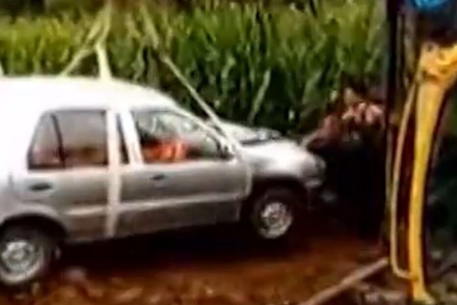 23-09-2015_21_13_34 ml carro.jpg