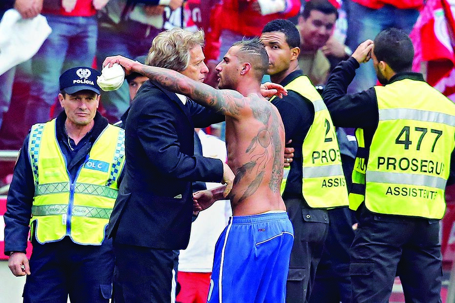 Abraço a Jesus foi um pretexto 