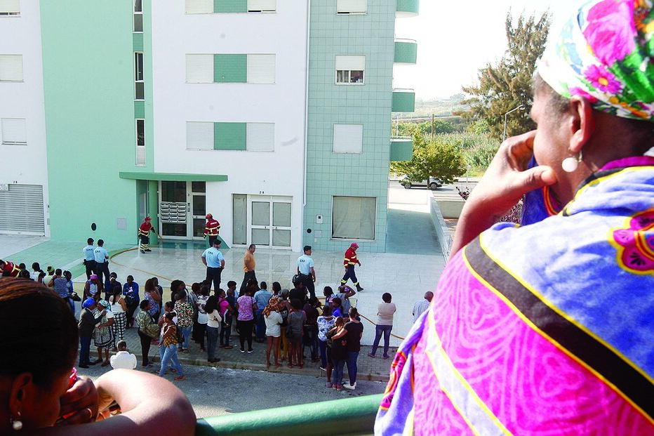 Morte em queda sob investigação 