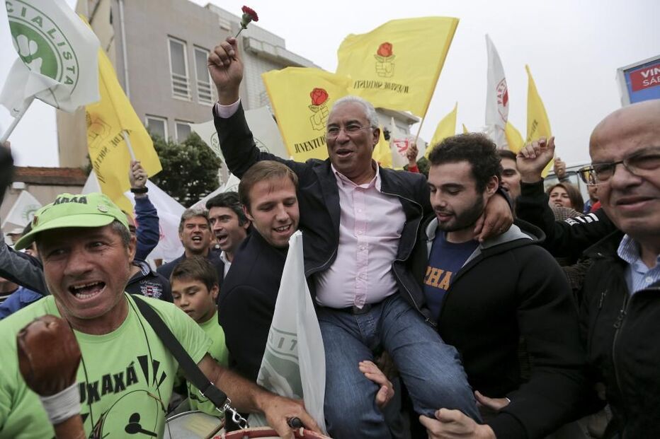 António Costa, PS, campanha, Guimarães, Freitas do Amaral, arruada, apoio popular, política, eleições