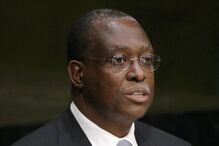 Manuel Vicente, Angola