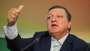Durão Barroso alerta para custos de um Governo à Esquerda