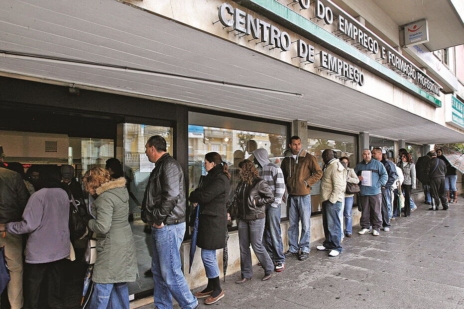 Centro de Emprego, desempregados, estatísticas, desemprego