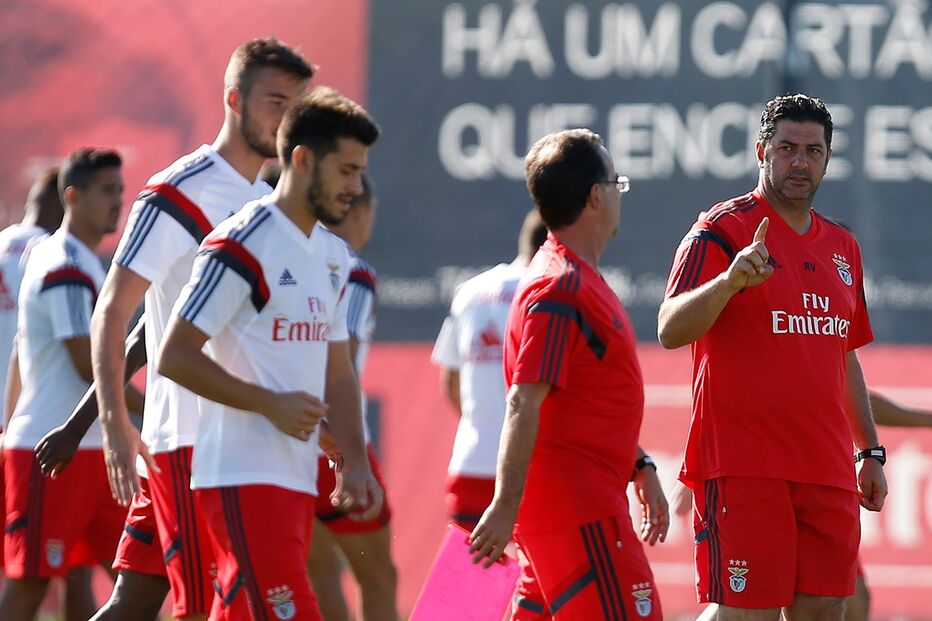 04-10-2015_01_47_57 06 benfica.jpg