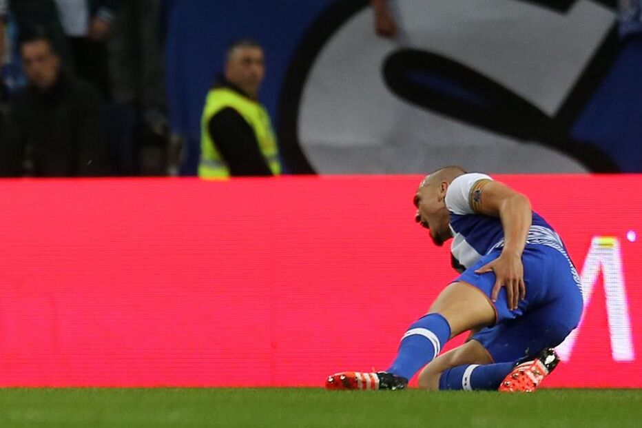 Maicon, FC Porto, dragões, lesionado