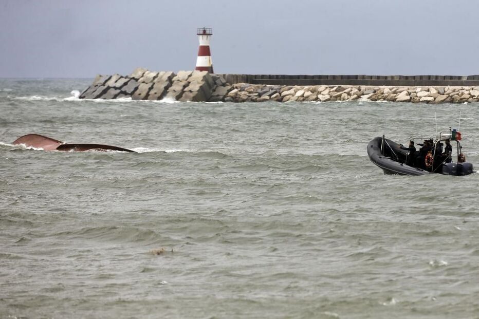Porto da Figueira da Foz, mergulhadores, impossibilidade, entrada, política, autoridades locais