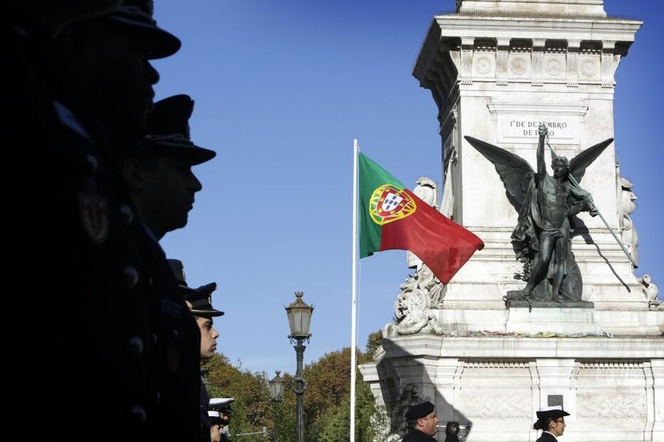 Dia da Independência, feriados, petição, 1º de Dezembro, movimento, assinaturas