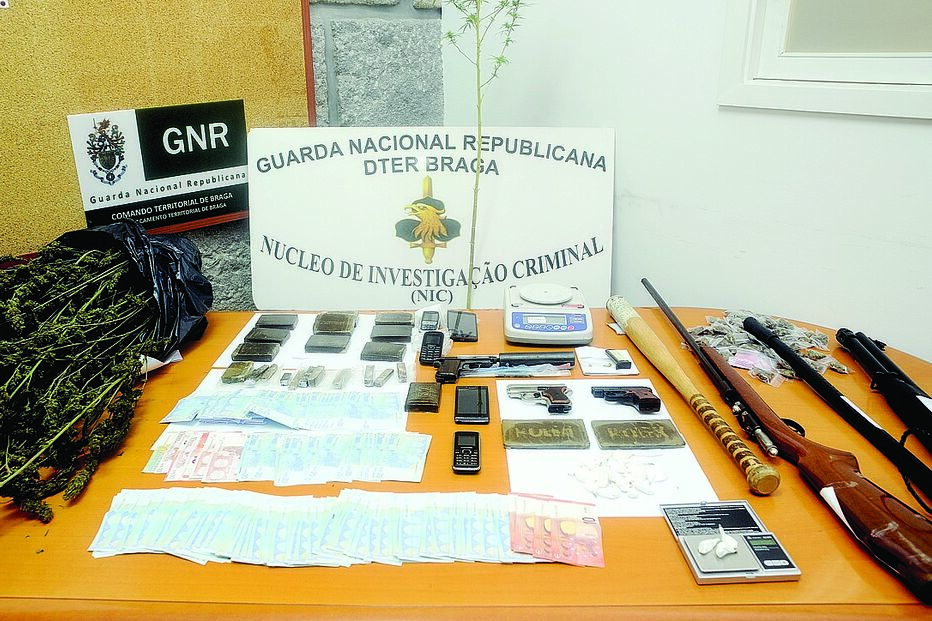 Entregava droga com um BMW 