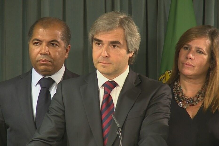 CDS-PP, críticas, BE, PS, Nuno Melo, política, partidos e movimentos, eleições