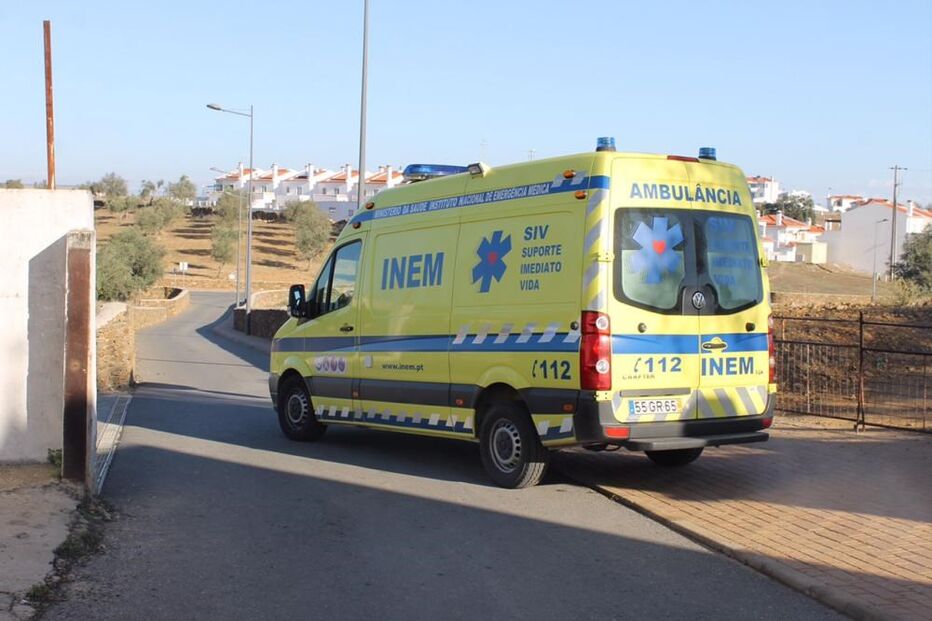 15-10-2015_04_03_23 14 crânio.jpg