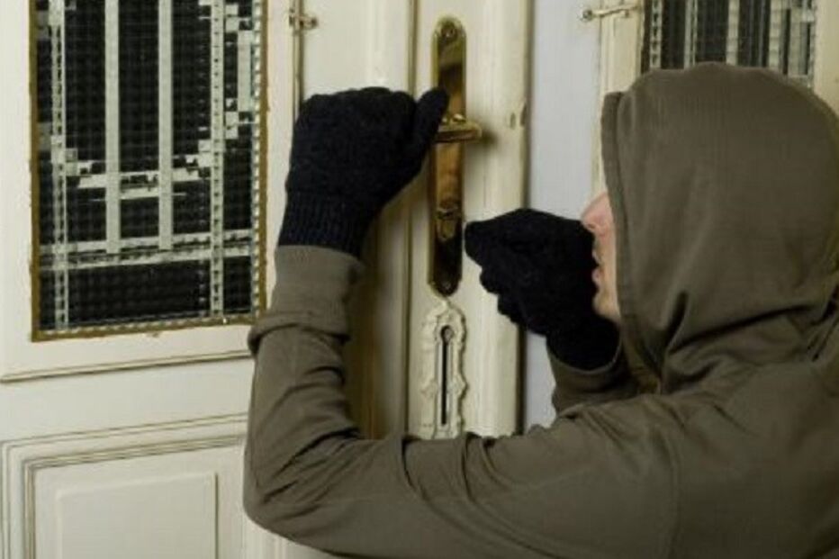 15-10-2015_04_06_34 12 assalto.jpg