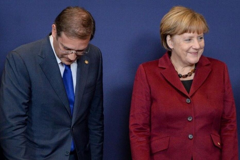 16-10-2015_01_51_54 10-11 passos merkel.jpg