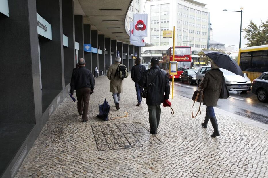 Chuva, chapéus de chuva