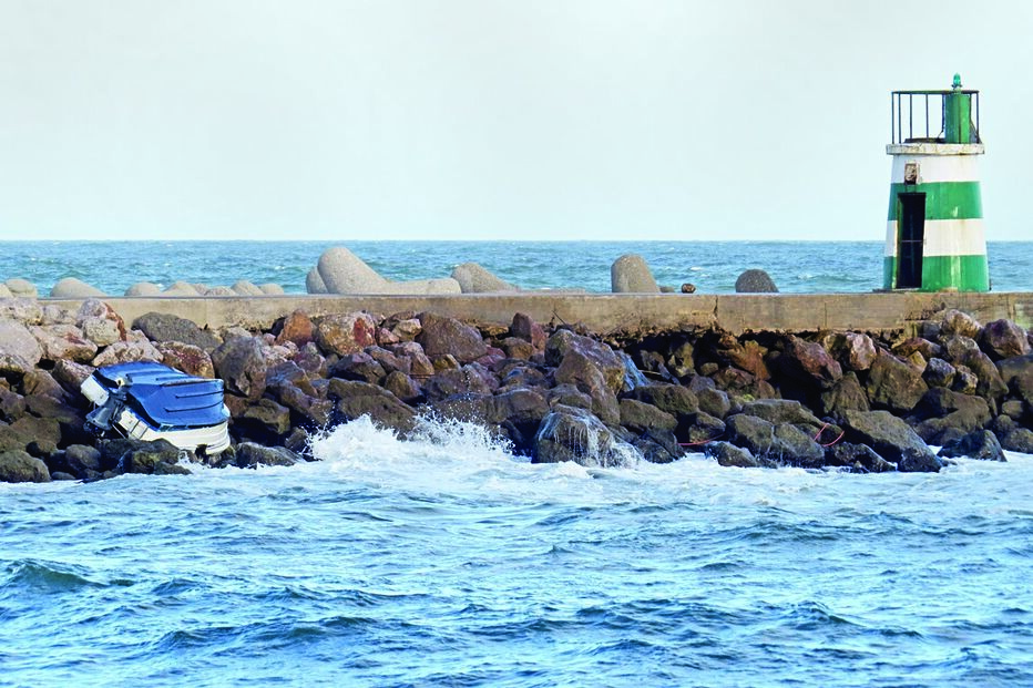 obras, molhe, Algarve, Tavira, Jorge Botelho, Direção Geral de Recursos Naturais, Segurança e Serviços Marítimos, Manuel Guerreiro