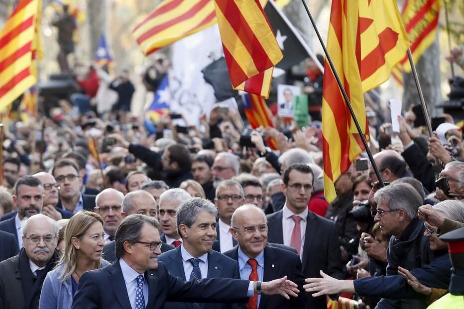 18-10-2015_05_29_16 31 catalunha.jpg