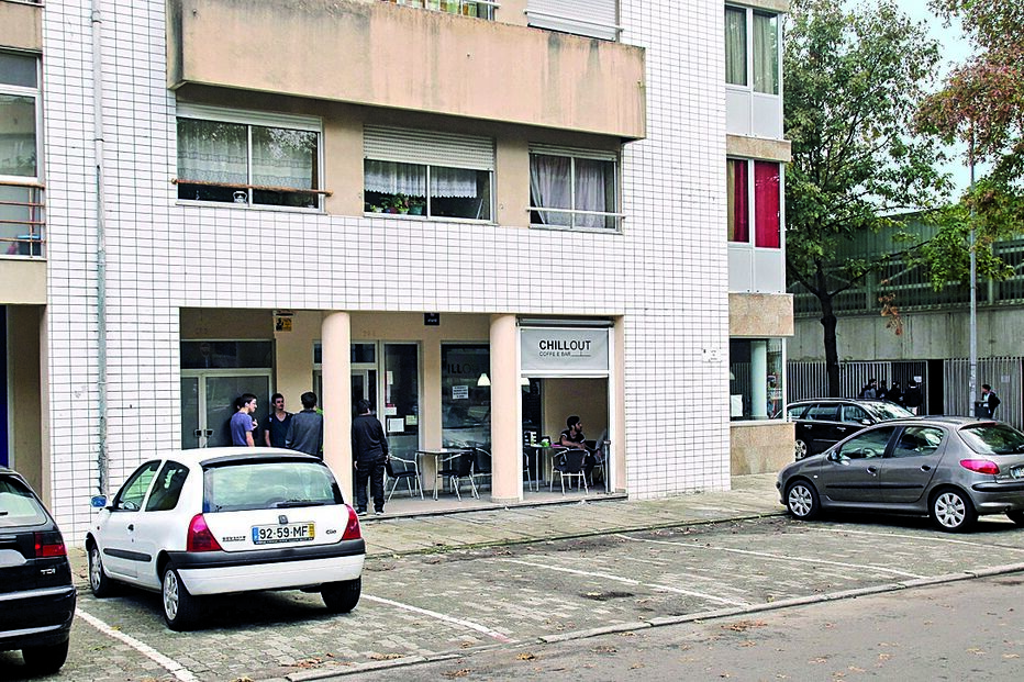 disparos, homem, militar, agressão, ChillOut, Escola Secundária das Caldas das Taipas, Guimarães