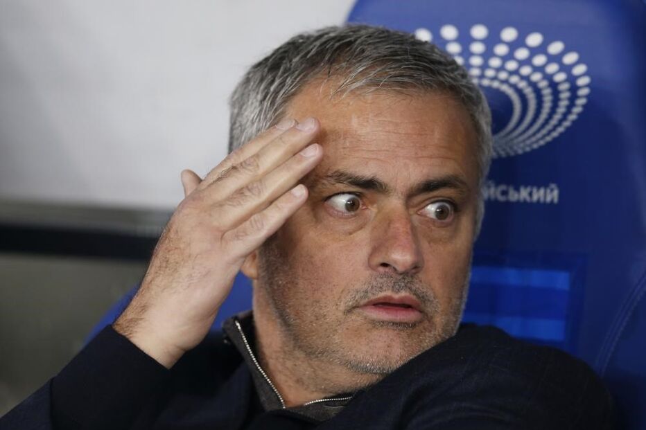 José Mourinho, Chelsea, Dínamo de Kiev, Liga dos Campeões, críticas, arbitragem, desporto, futebol