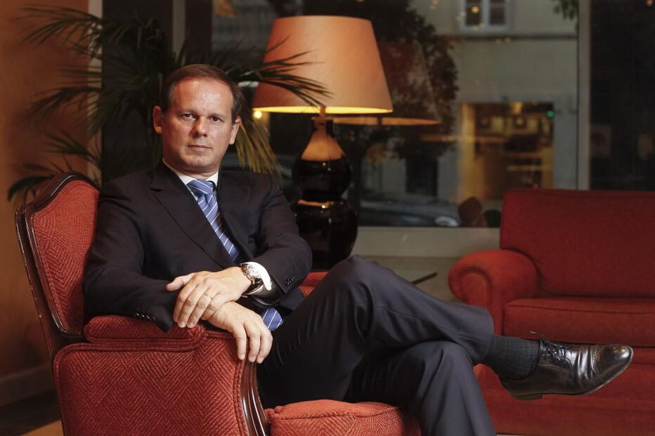 Rodrigues dos Santos, livros, polémica, venda, jornalista