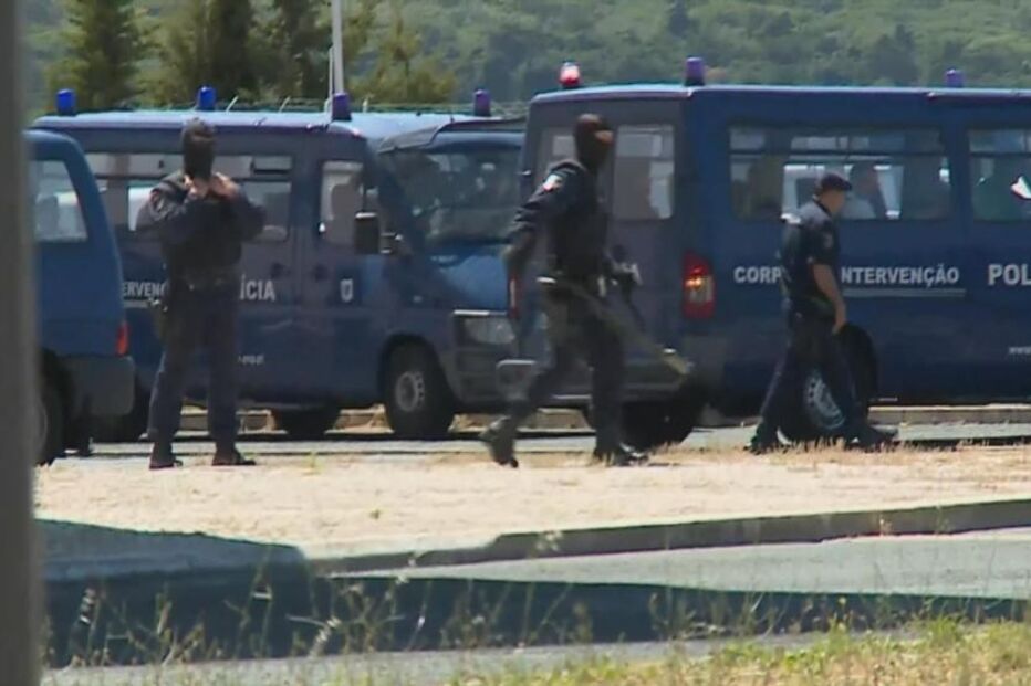 Detenção, pessoas, Operação Fénix, Porto, PSP, atividades ilícitas