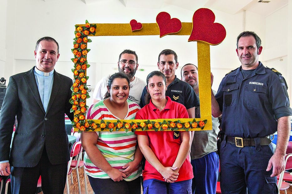 12 bombeiros casam amanhã 