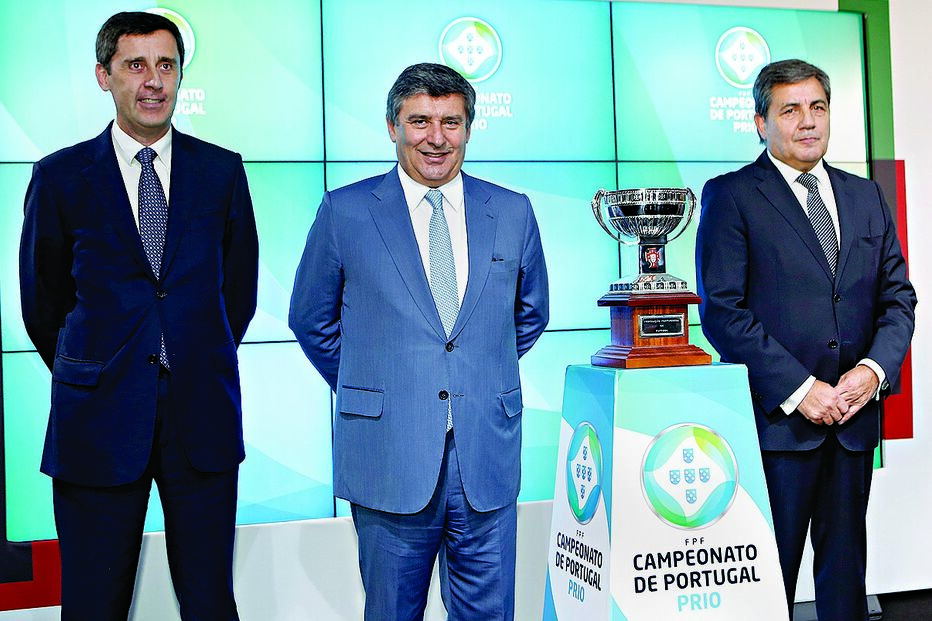 CMTV leva futebol ao País 