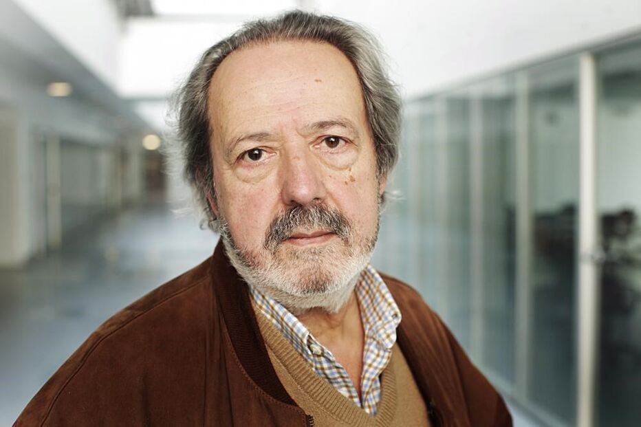 José Pacheco Pereira, comunicação, Pedro Passos Coelho, Cavaco Silva, Presidente da República, governo, fragilizado, esquerda