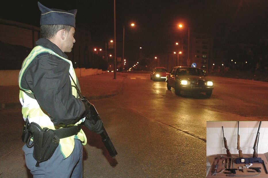 familiar, detenção, arma de fogo, carro, reformado, GNR, arsenal, Vizela