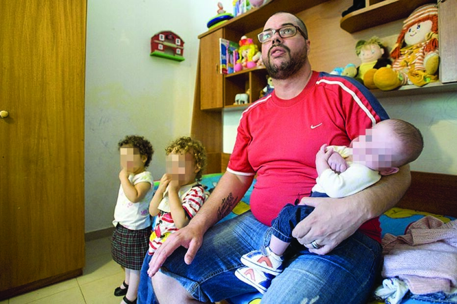 Faro, gémeos, polémica, casal, Comissão de Proteção de Crianças e Jovens, Algarve, Samuel Garcia, Portimão