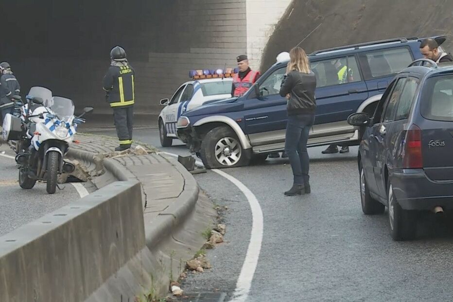 trânsito, Lisboa, acidente