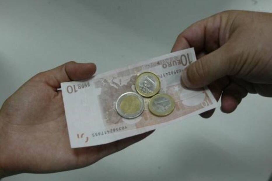 Poupanças, famílias, Associação Portuguesa de Fundos de Investimento, Pensões e Património, Produto Interno Bruto, Instituto Nacional de Estatística, Sistema Europeu de Contas, Banco de Portugal, economia, negócios e finanças, conjuntura