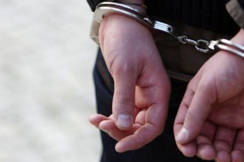 28-10-2015_04_39_54 detido.jpg