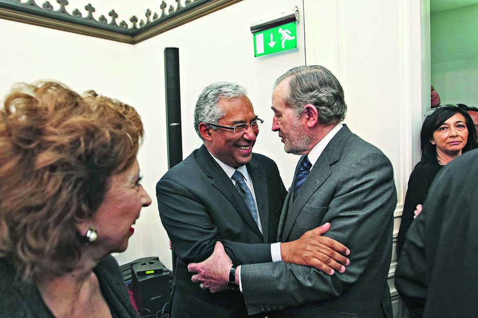 Ex-Presidentes aconselham Costa 