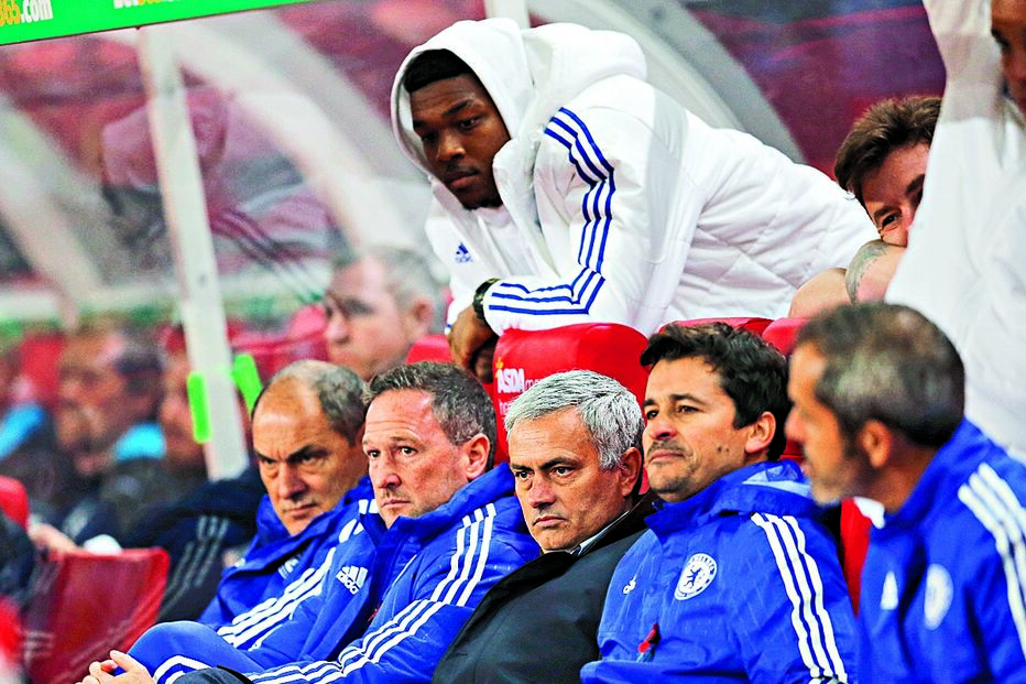 30-10-2015_04_40_25 mourinho 33.jpg