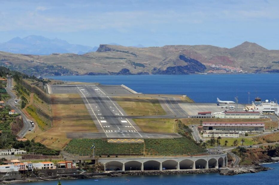 Aeroporto Internacional da Madeira, vento forte, mau tempo, Madeira, Funchal, Porto Santo, aviação, meteorologia