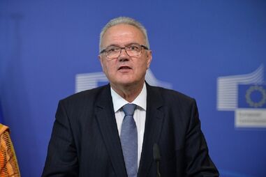 União Europeia, Moçambique, Comissão Europeia, Cooperação Internacional, Neven Mimica, UE, vice-ministra dos Negócios Estrangeiros, Nyeleti Brooke, Bruxelas, economia, negócios e finanças, política