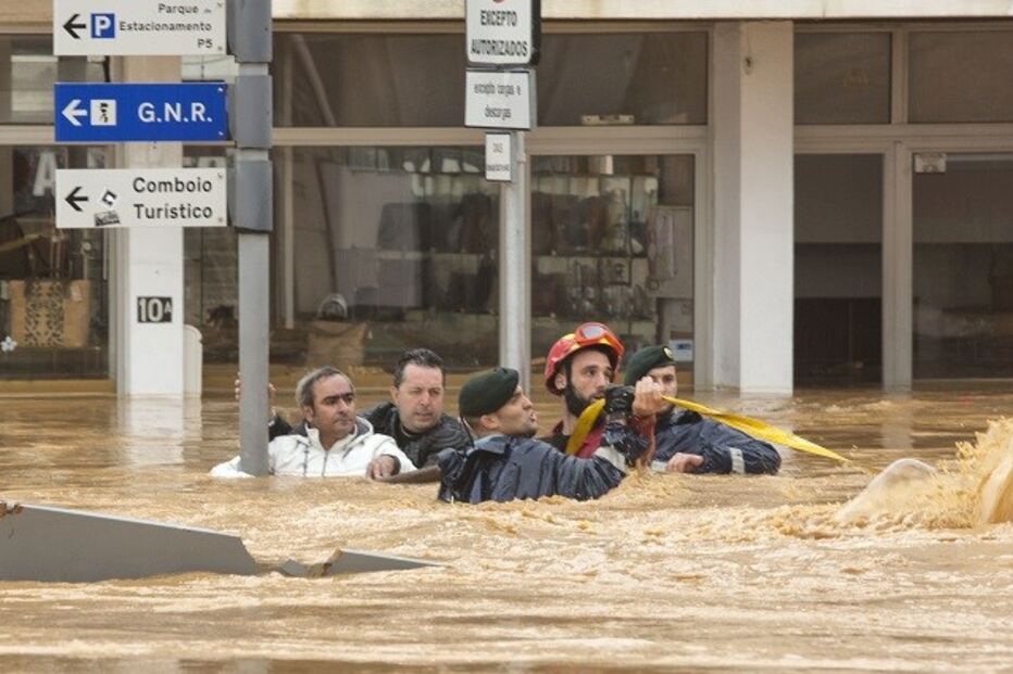 02-11-2015_02_02_24 mau tempo 18.19.jpg