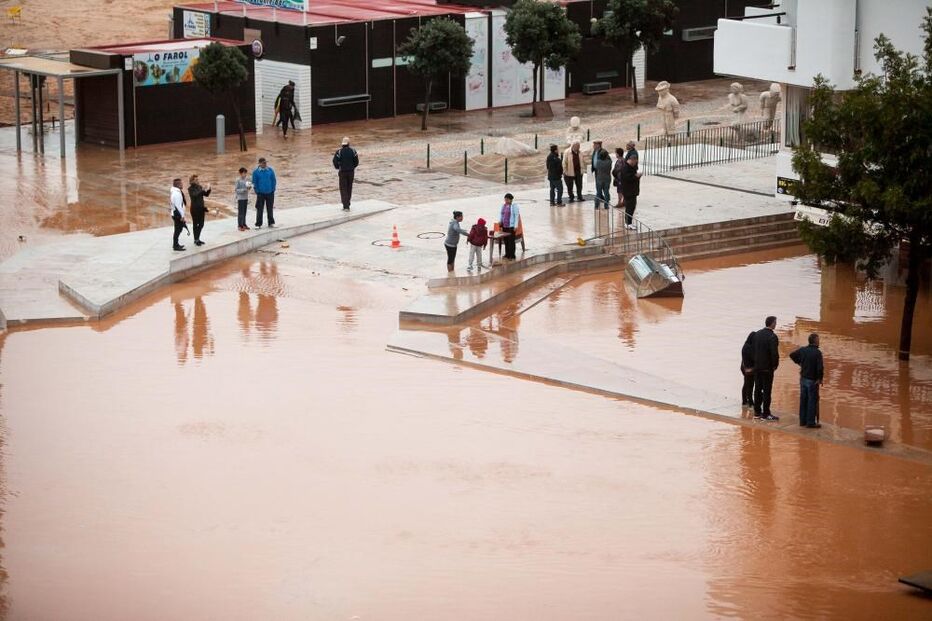 Associação de Comerciantes de Albufeira, chuva, mau tempo, inundações, prejuízos, meteorologia