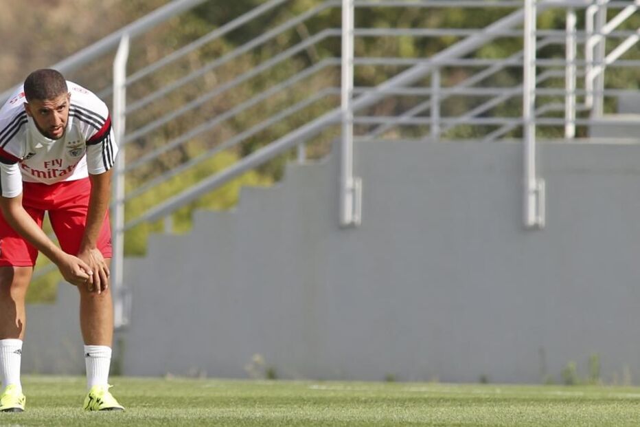 Taarabt, Benfica, convocados, Liga dos Campeões, avançado, lesão