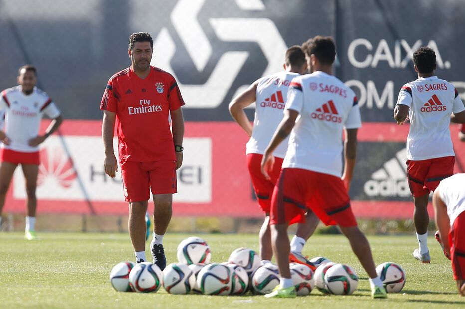 03-11-2015_01_03_47 8-9 rui vitória, benfica.jpg