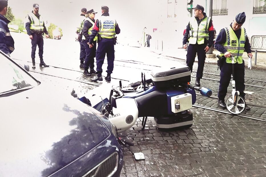 Motard da PSP ferido em escolta 