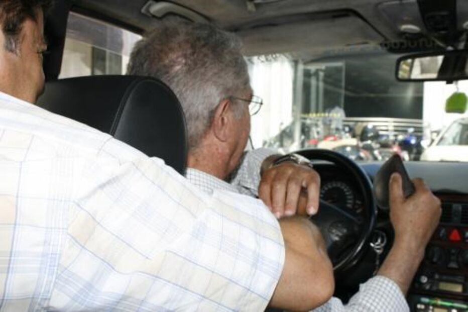 03-11-2015_03_52_25 12 taxistas.jpg